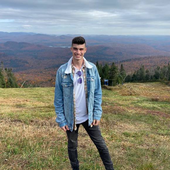 Meet your Posher, Mathieu - Picture 1 of 1